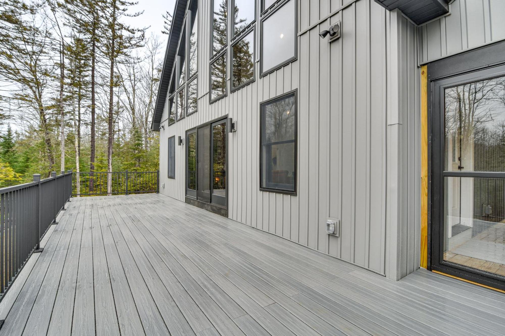 Mountain-View Bethel Cabin Game Room And Deck Exterior photo