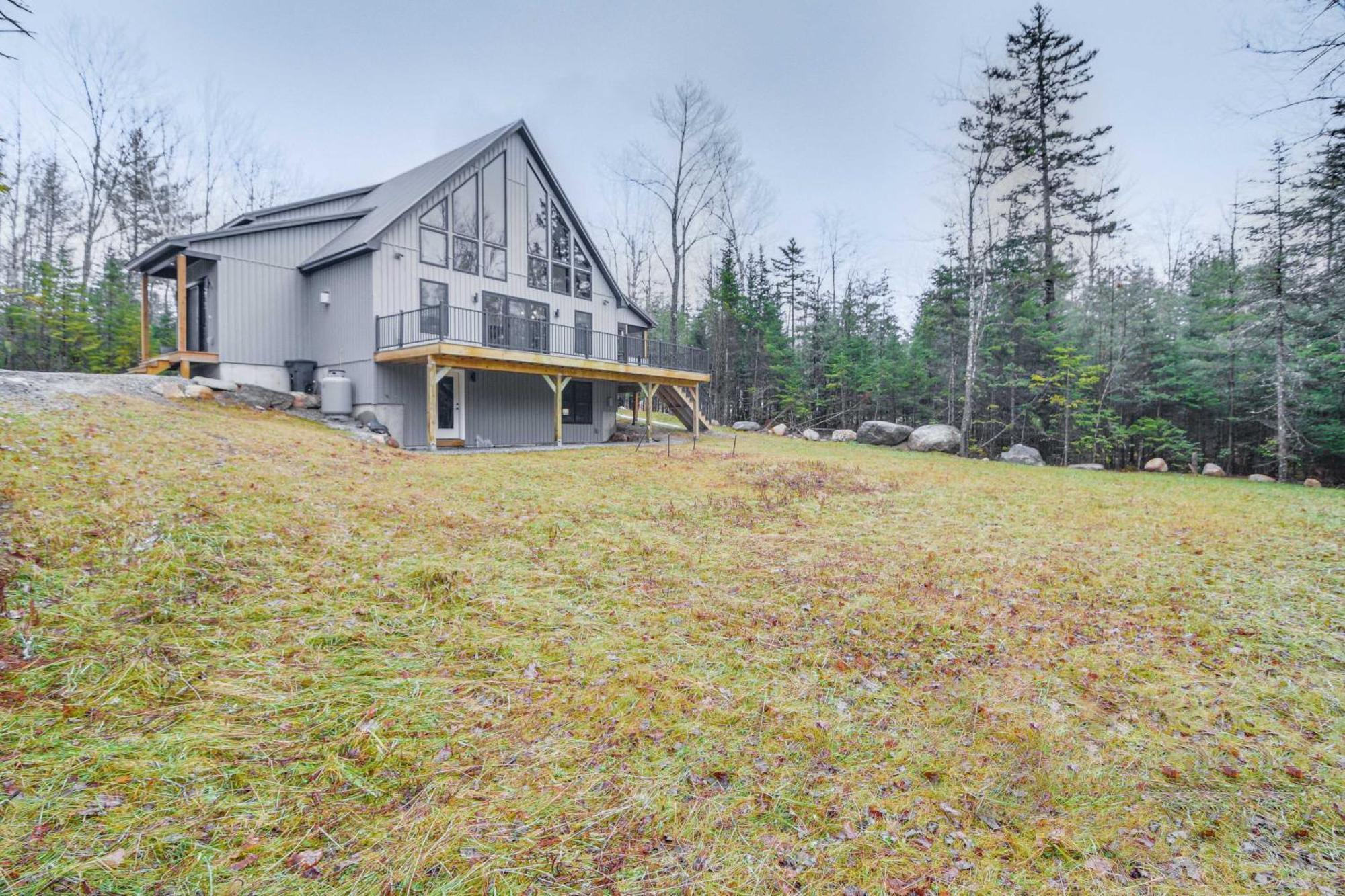 Mountain-View Bethel Cabin Game Room And Deck Exterior photo